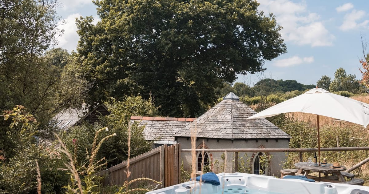 Lower Marsh Farm - RetreatsMap