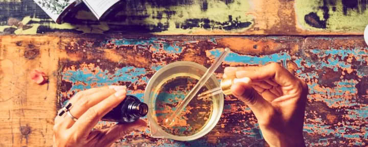 ESSENCE ALCHEMY seminaras