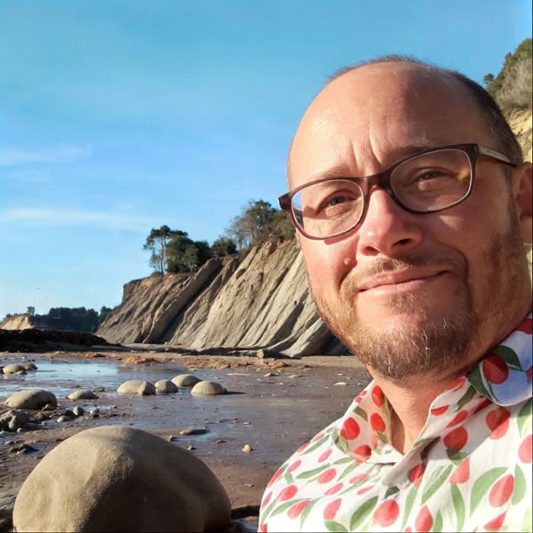Gilus prieglobstis: LGBTQIA+ bendruomenės retritas gamtoje