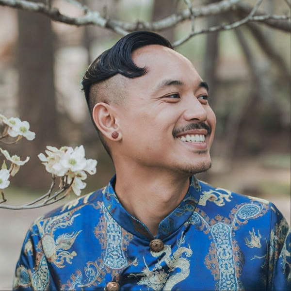 „Širdys, įsišaknijusios Sanghoje: BIPOC meilės gerumo retritas“