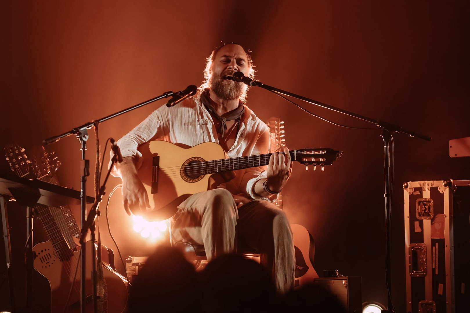 Gyva muzika su HOLLOWAY
