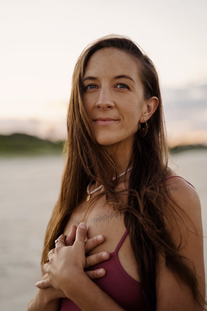 Tantrinė Yin joga ir somatinės meditacijos intensyvus seminaras su Lara Zilibowitz