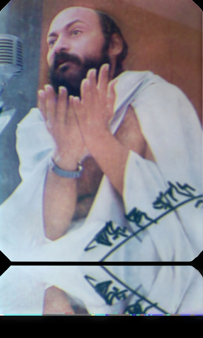 Osho dinaminė meditacija, vedama meditacijos meistro