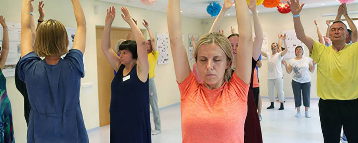 Osho dinaminė meditacija, vedama meditacijos meistro