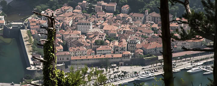 Crmnicos vyno kelio turas