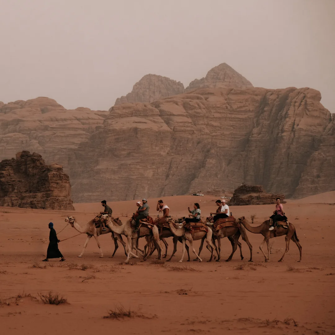 4 dienų kupranugarių žygio nuotykis su beduinais Vadi Rume, Jordanijoje
