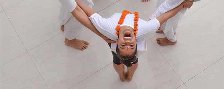 200 valandų Hatha Ashtanga vinyasa jogos mokytojų mokymai Rišikeše