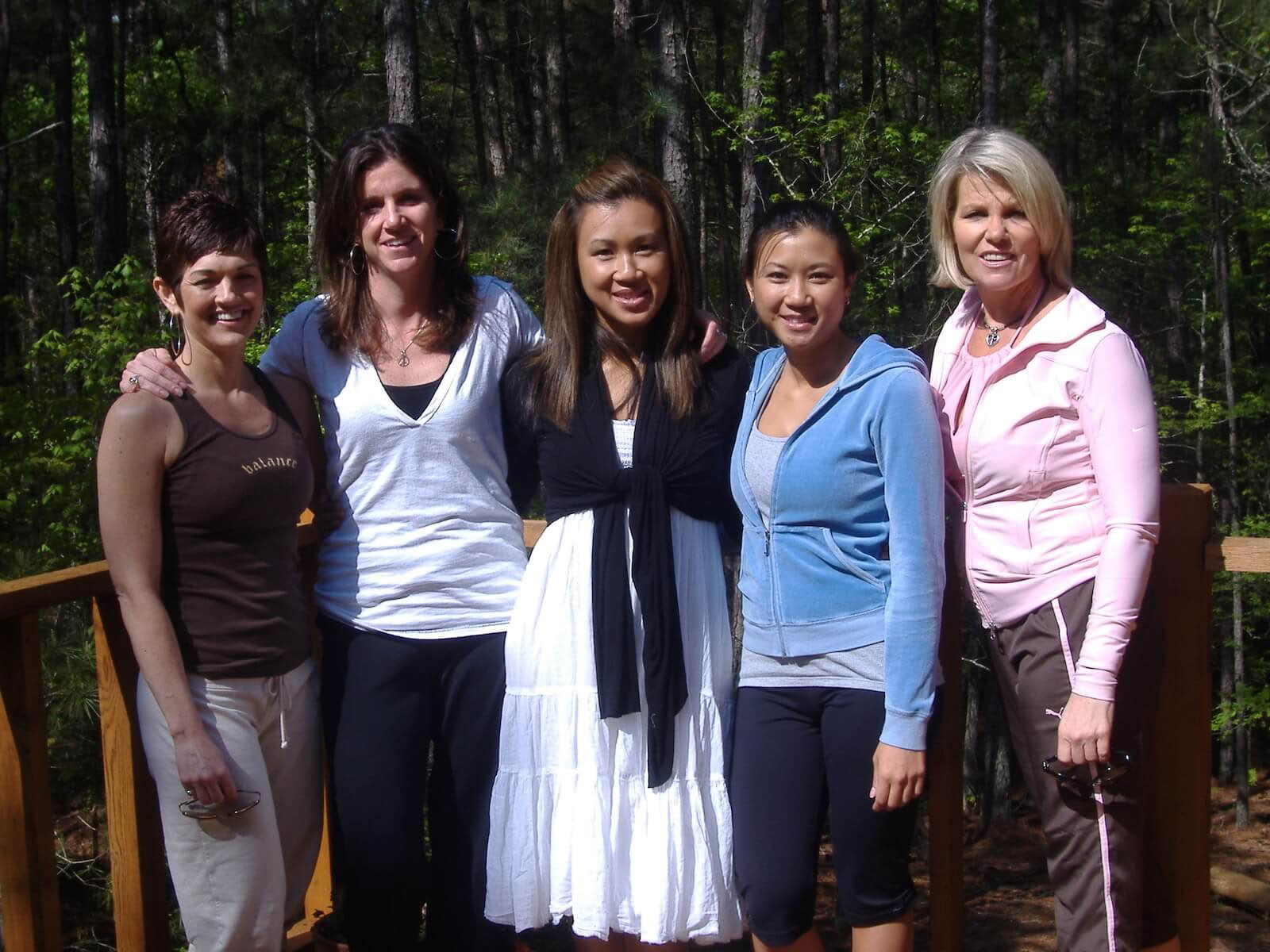 Retritas su Lora Brandt