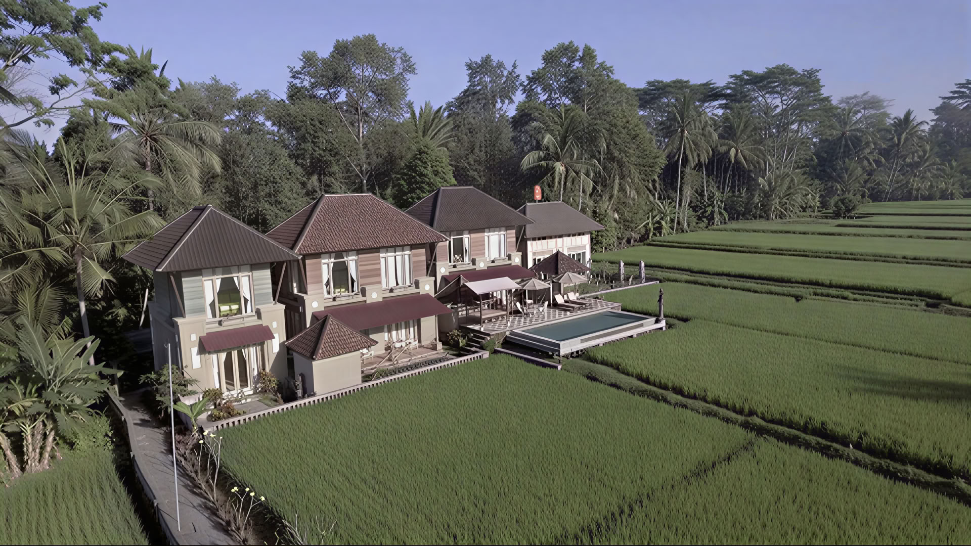 Neužmirštamas 7 dienų jogos retritas Firefly Retreat Bali