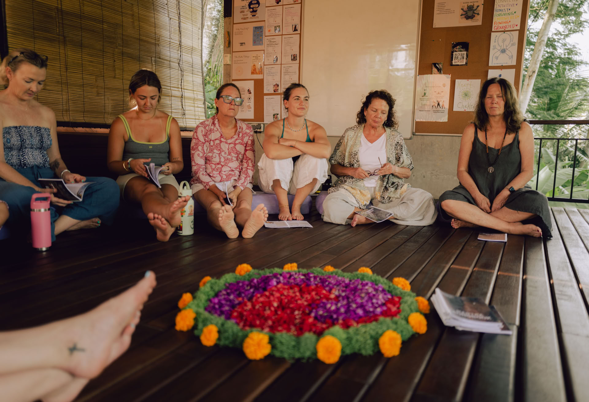 „The Sober Bhakti Bali Retritas: Kirtan & Sacred Circle Vedėjų mokymai“