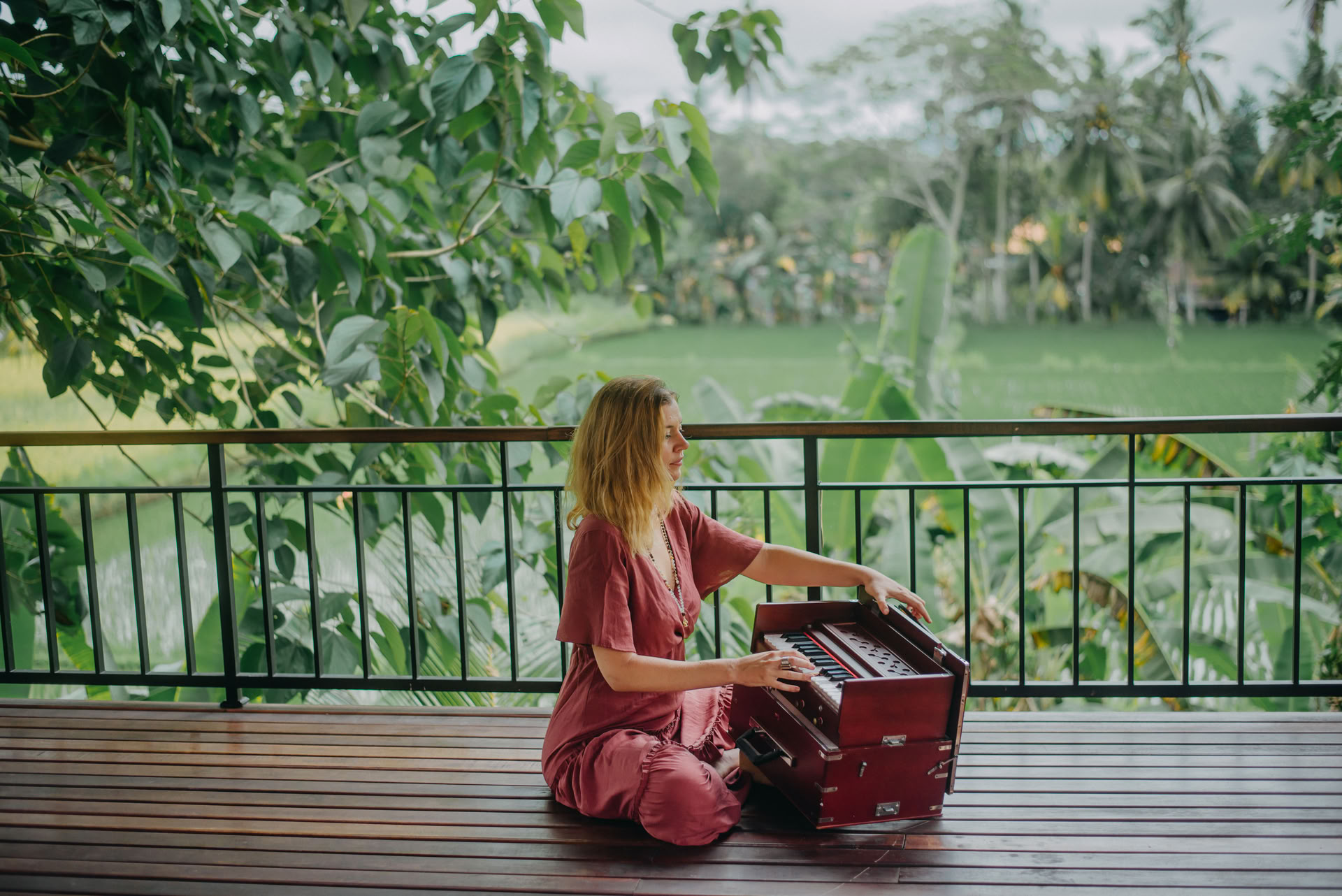 „The Sober Bhakti Bali Retritas: Kirtan & Sacred Circle Vedėjų mokymai“