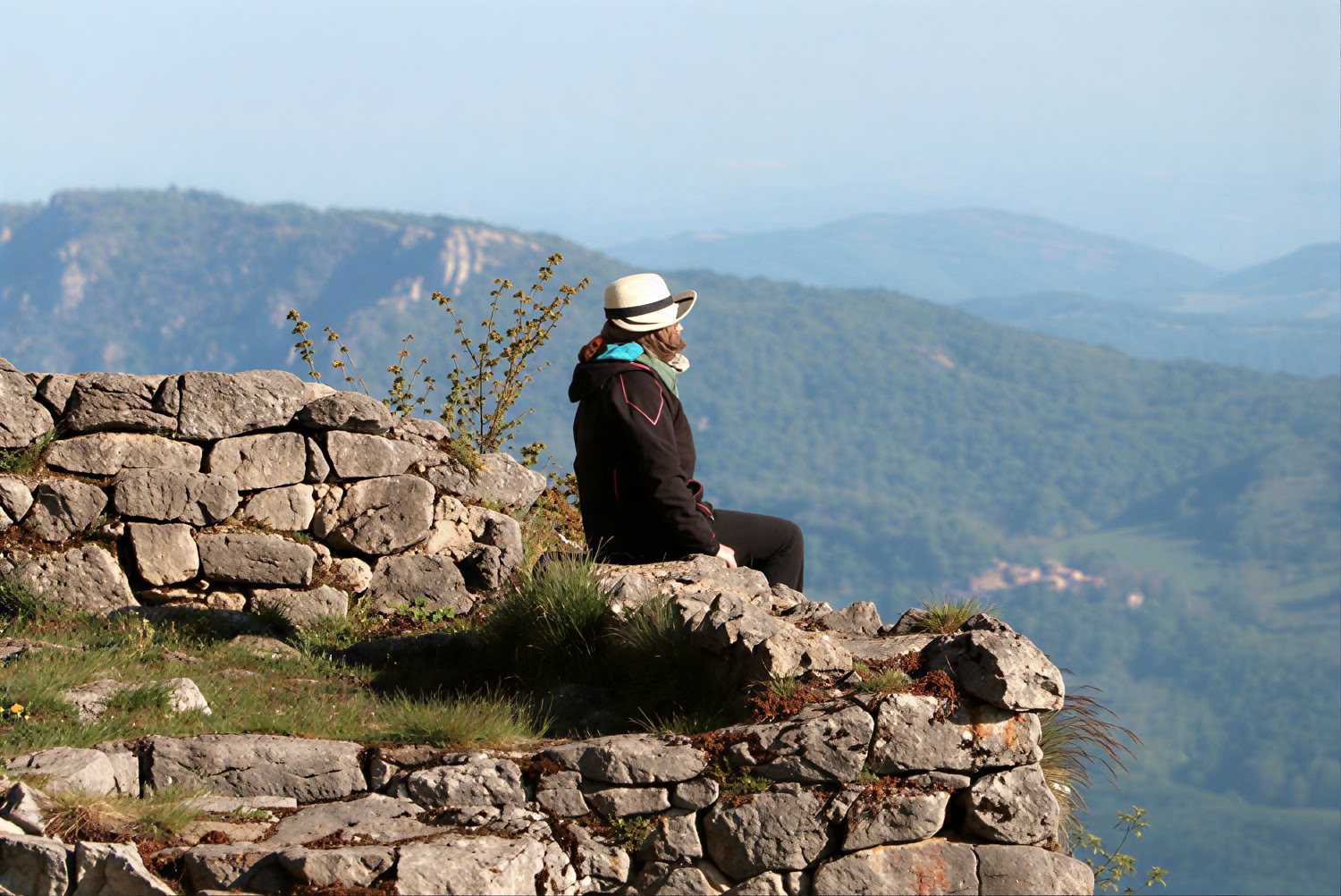 Pasivaikščiokite ir išsklaidykite liūdesį