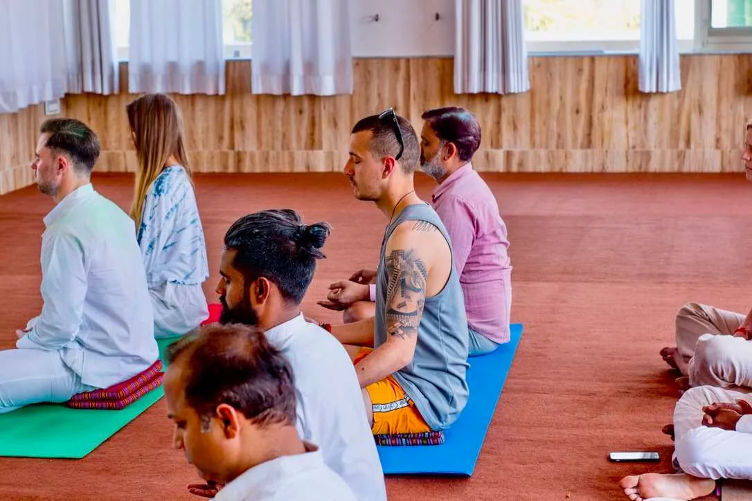 Meditacijos retritas Rishikeše, Indijoje