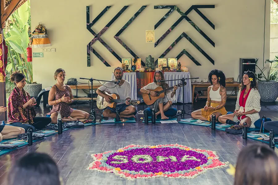 Lucidflow 100 val. iš 300 val. YTT - Jogos mokytojų rengimas Balyje