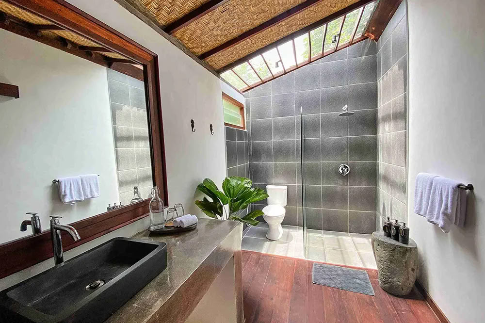 Lucidflow 100 val. iš 300 val. YTT - Jogos mokytojų rengimas Balyje