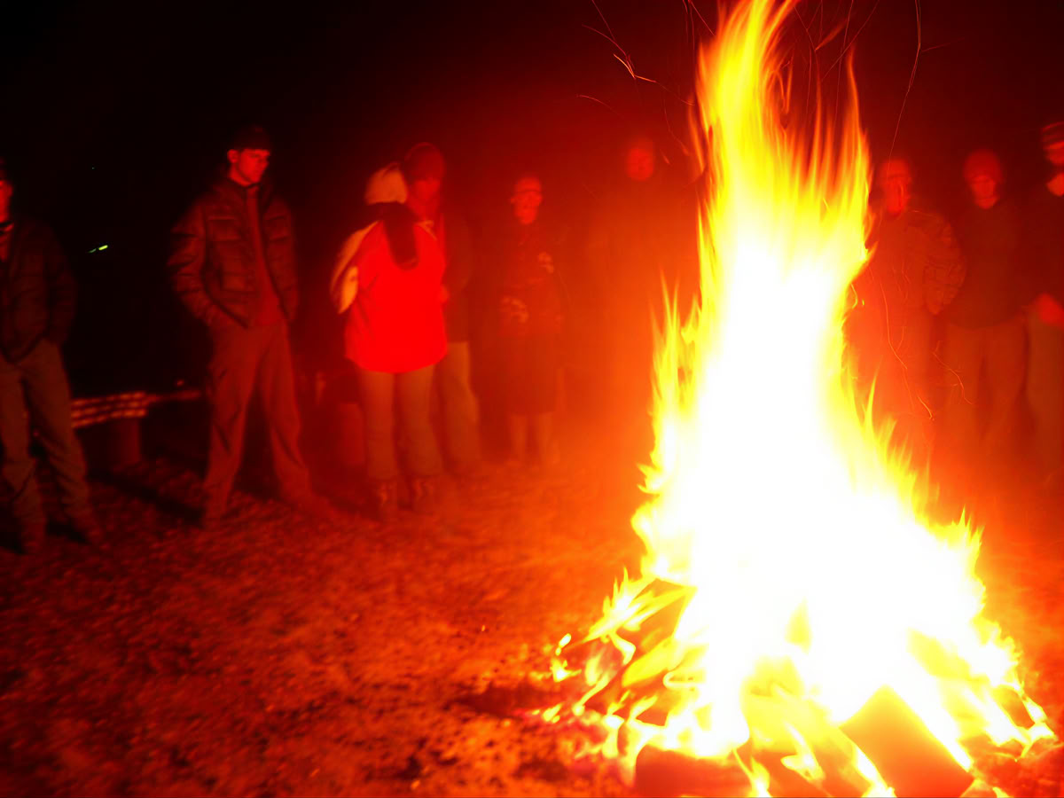 Ugnies ėjimo ceremonija