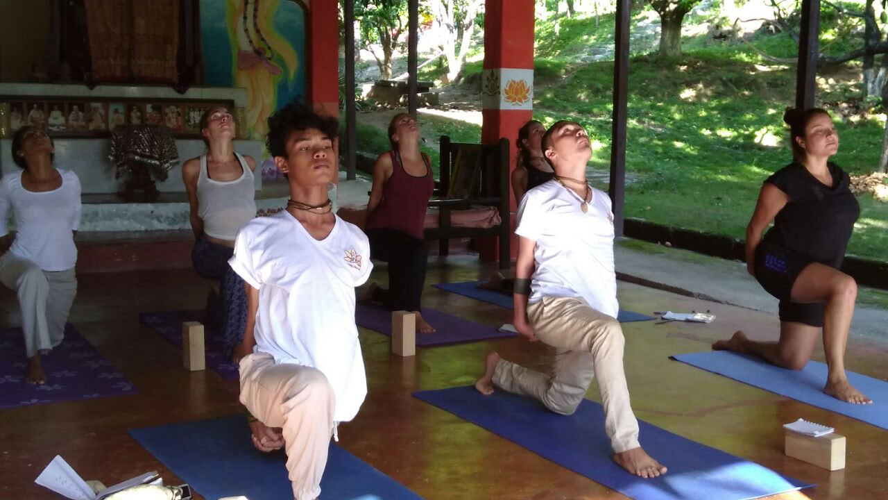Joga retritas Santa Martoje