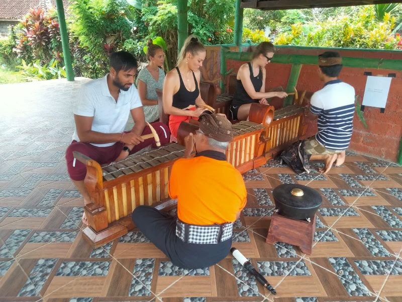 BALIGRASS - savęs gydymas su senovės ir meditacija