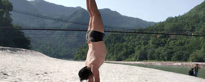 Jogos retritas ir kursas su Om Yoga Rishikesh