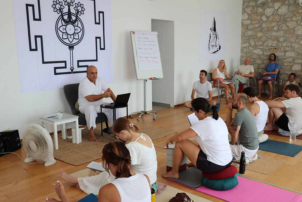 „Aukščiausioji tantra: Kašmyro šivizmo seminaras ir retritas“
