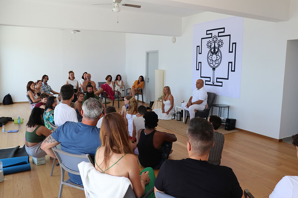 „Aukščiausioji tantra: Kašmyro šivizmo seminaras ir retritas“