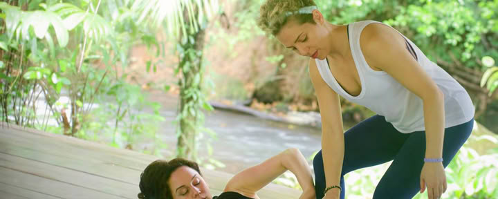 Six Petals Retritai: Pilatesas, augalai ir dėmesingo buvimo praktikos