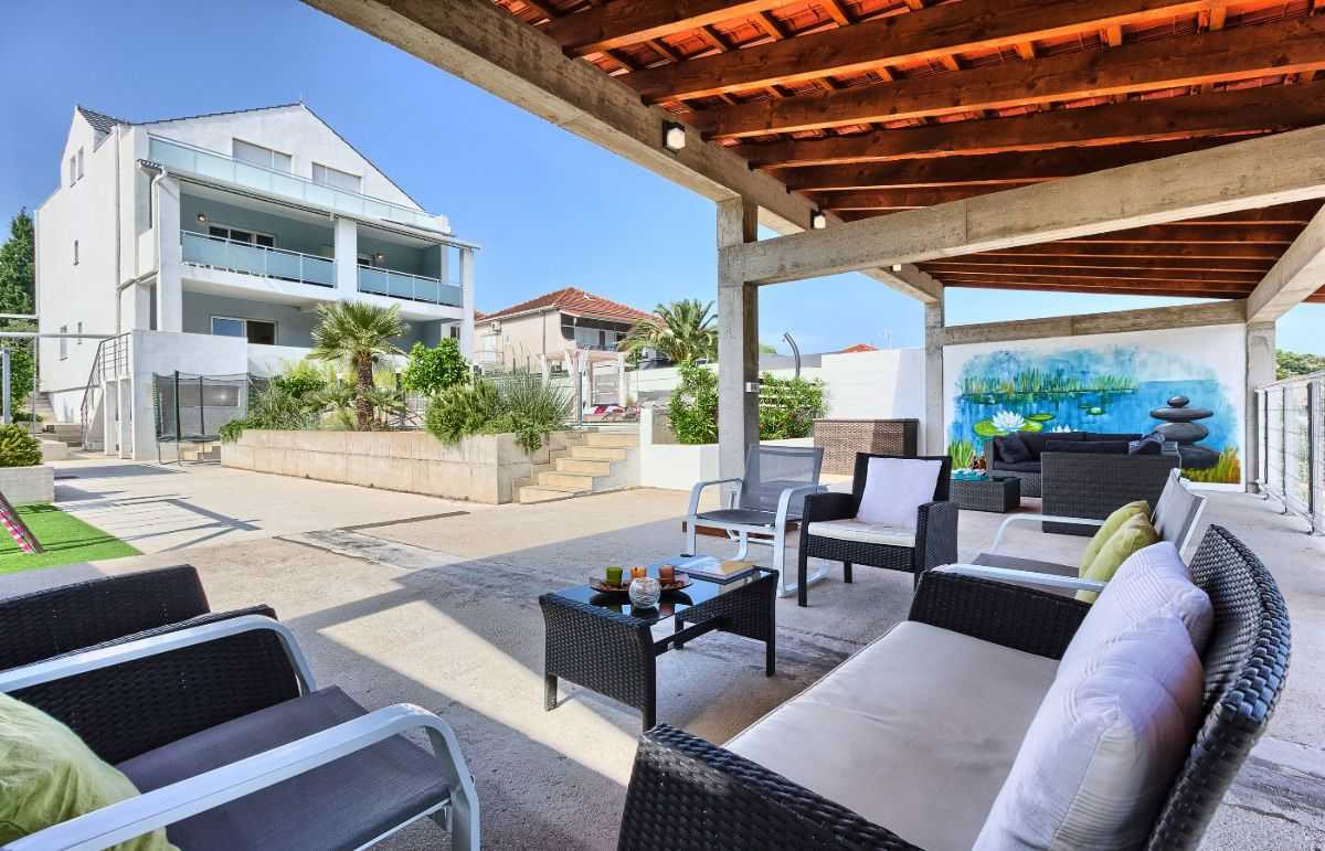 Jogos retritas – Villa Anadi