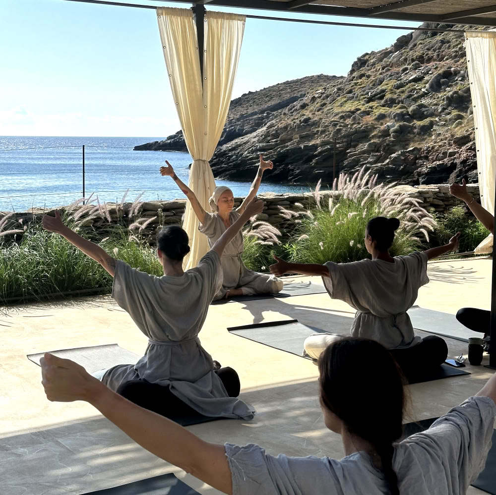 Self Essence: Joga retritas