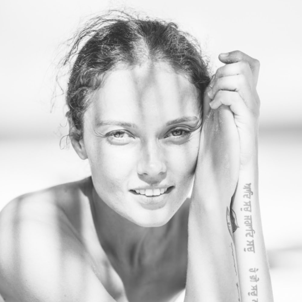 Self Essence: Joga retritas
