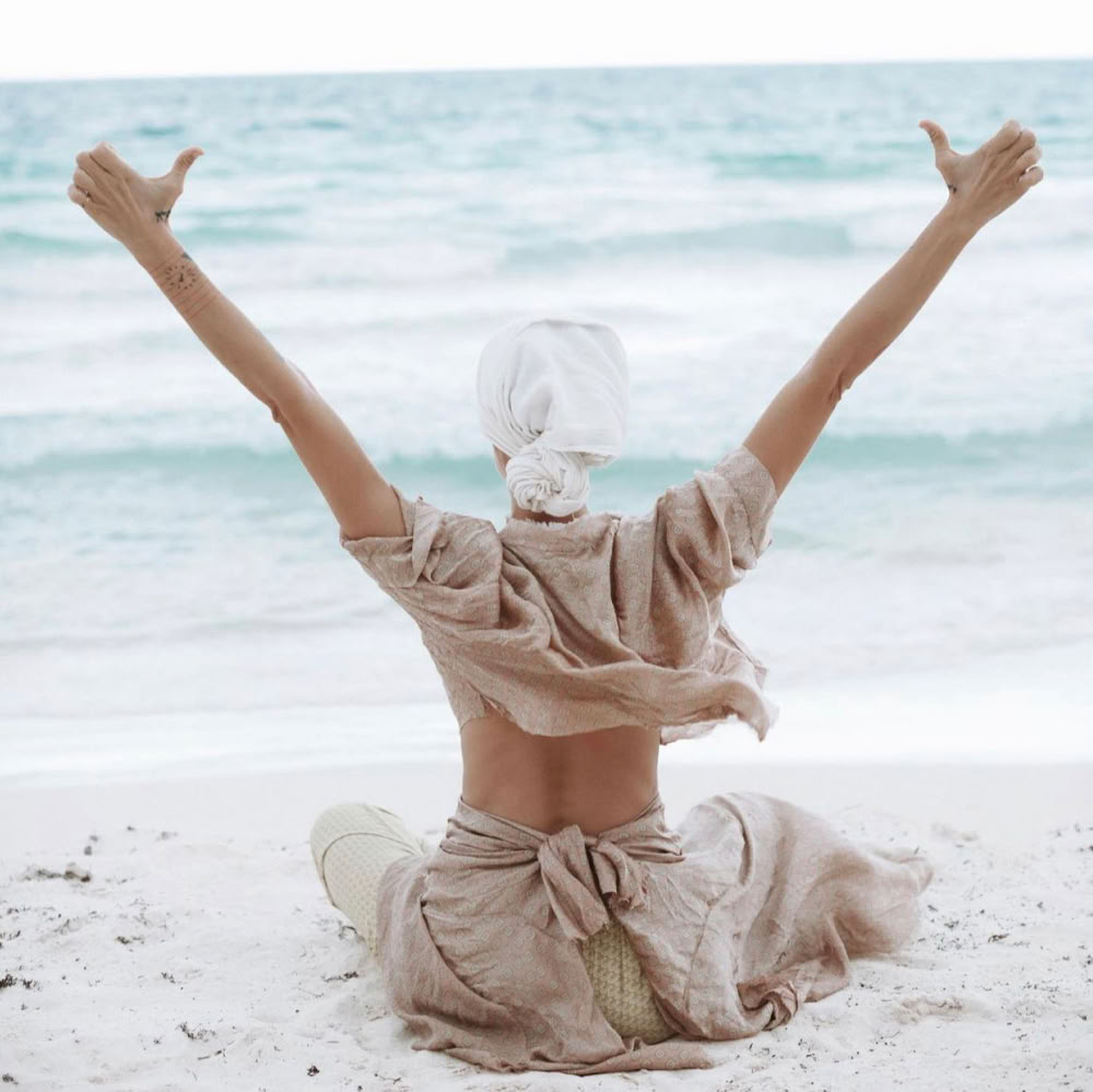 Self Essence: Joga retritas