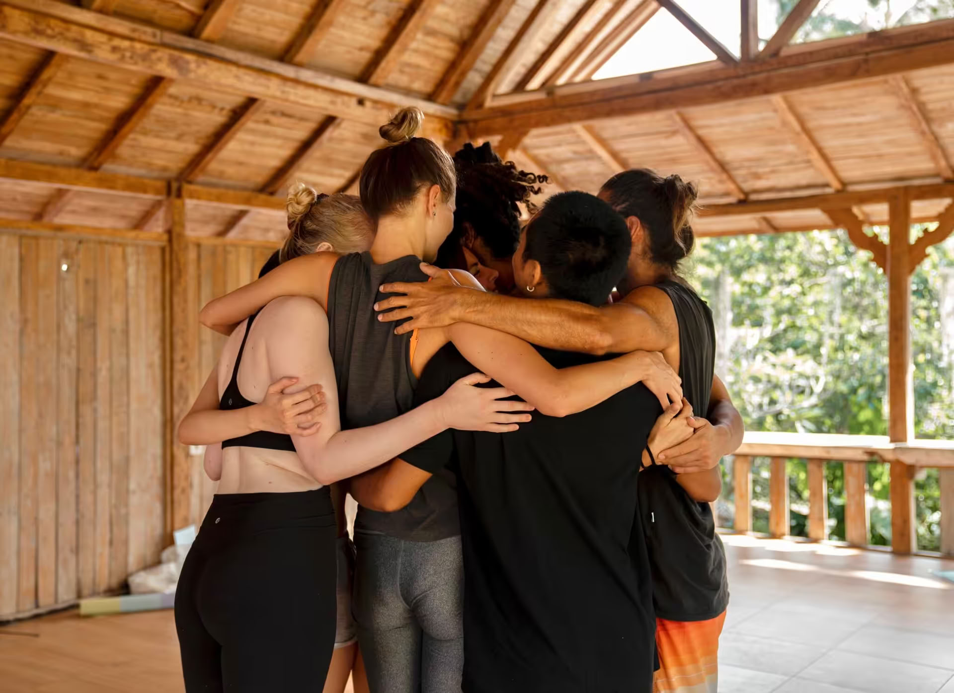 200 val. Ashtanga Vinyasa jogos mokytojų rengimas