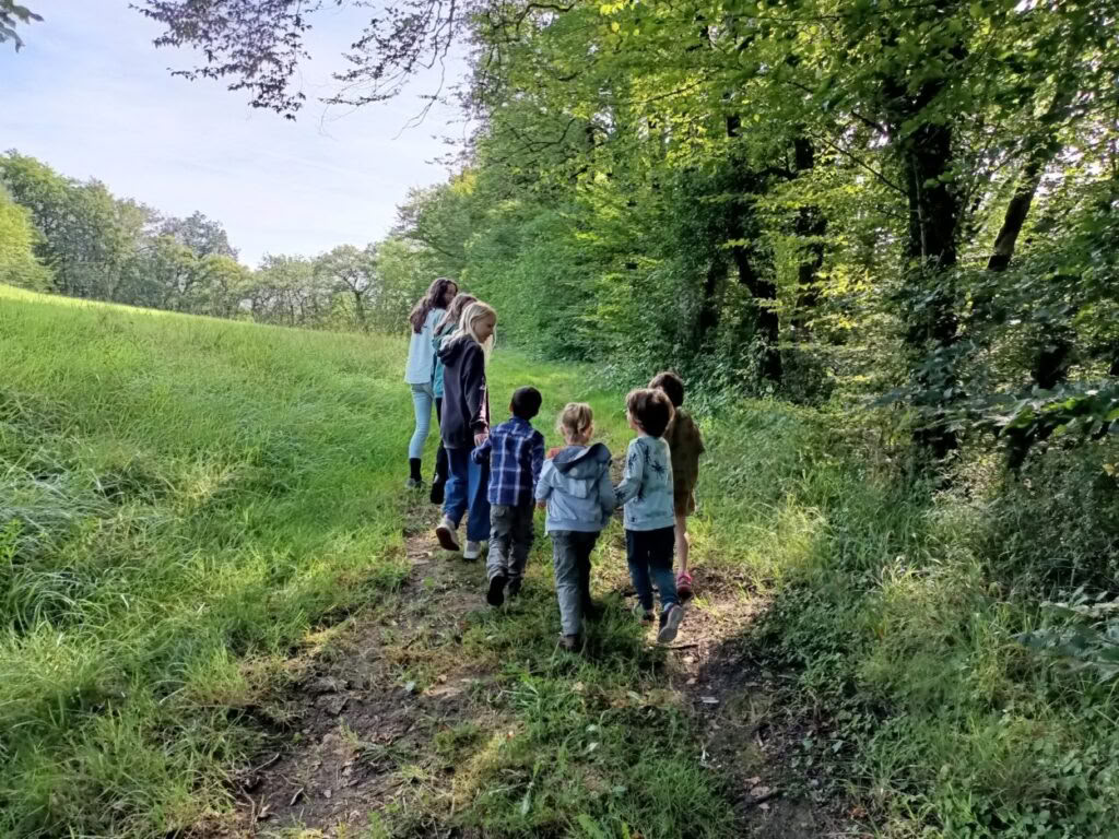 Apie hobitus, elfus, nykštukus, žmones ir burtininkus: vaikų savaitė su Richardu
