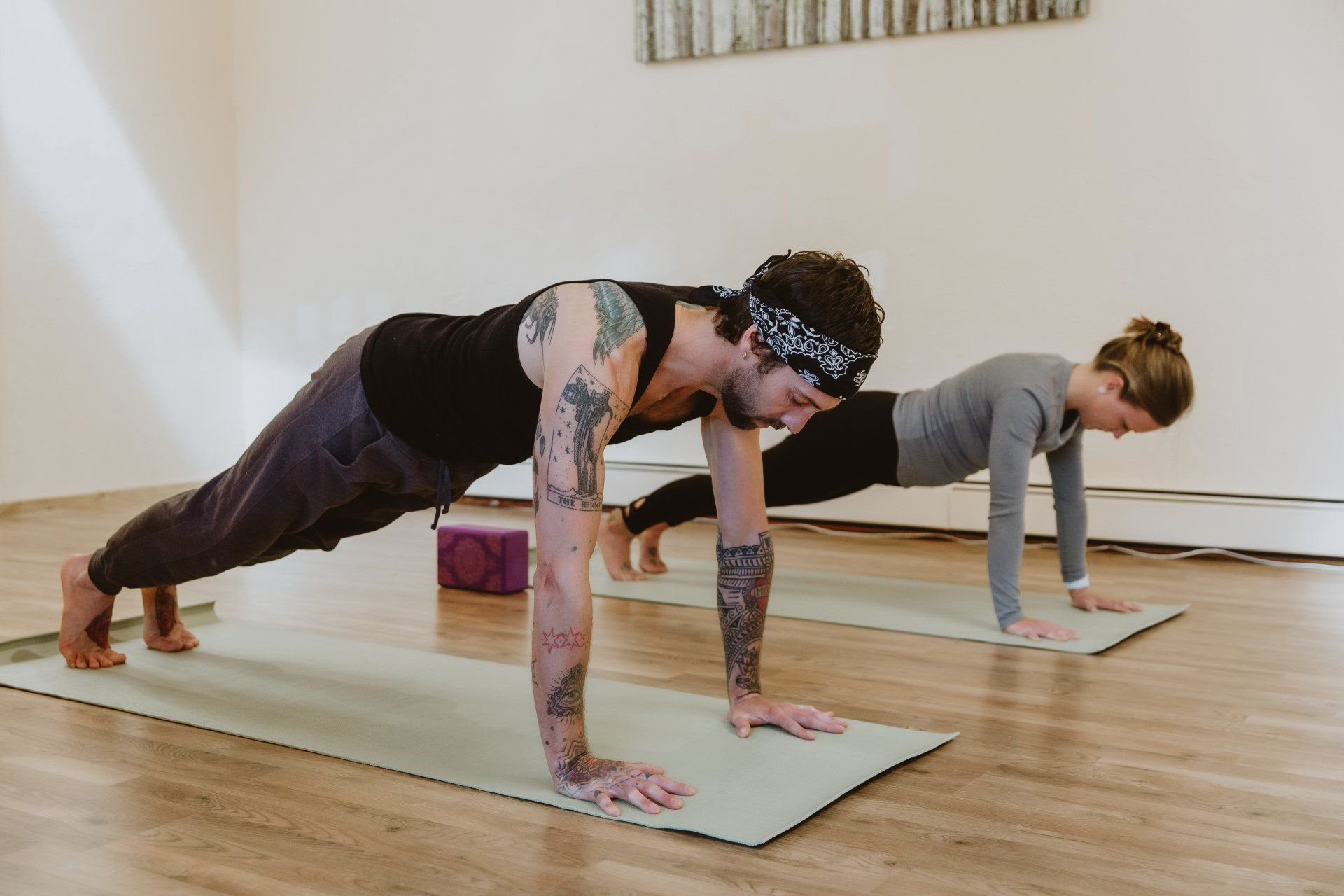„POWER VINYASA“