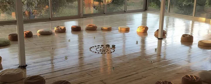 Ashtanga retritas su Tim ir Kino