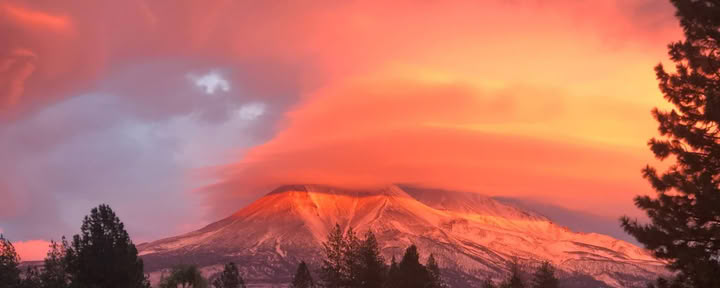 Aukščiausios klasės Mount Shasta retritai