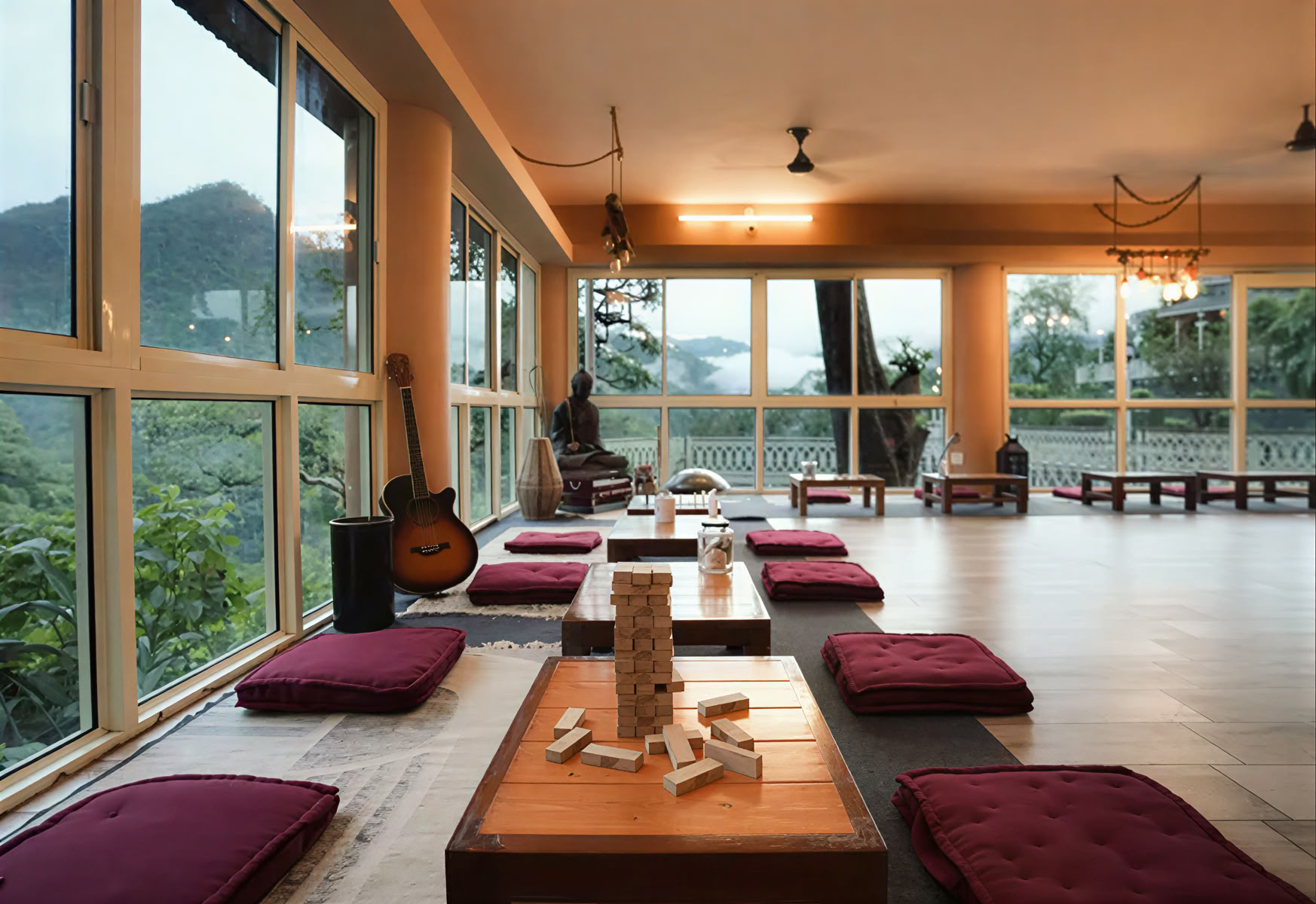 7 dienų jogos retritas Rišikeše