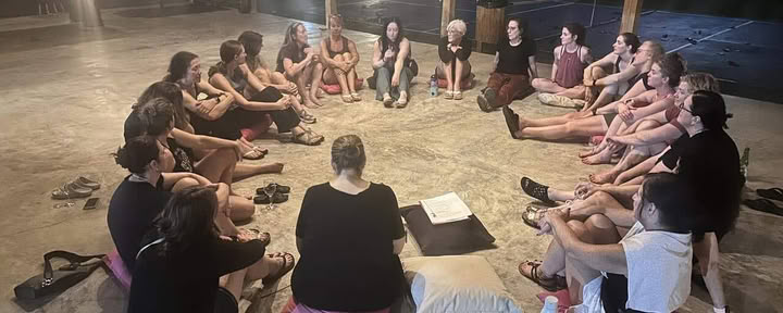 Grįžimas į save jogos retritas su Studio YOU Yoga and Chia