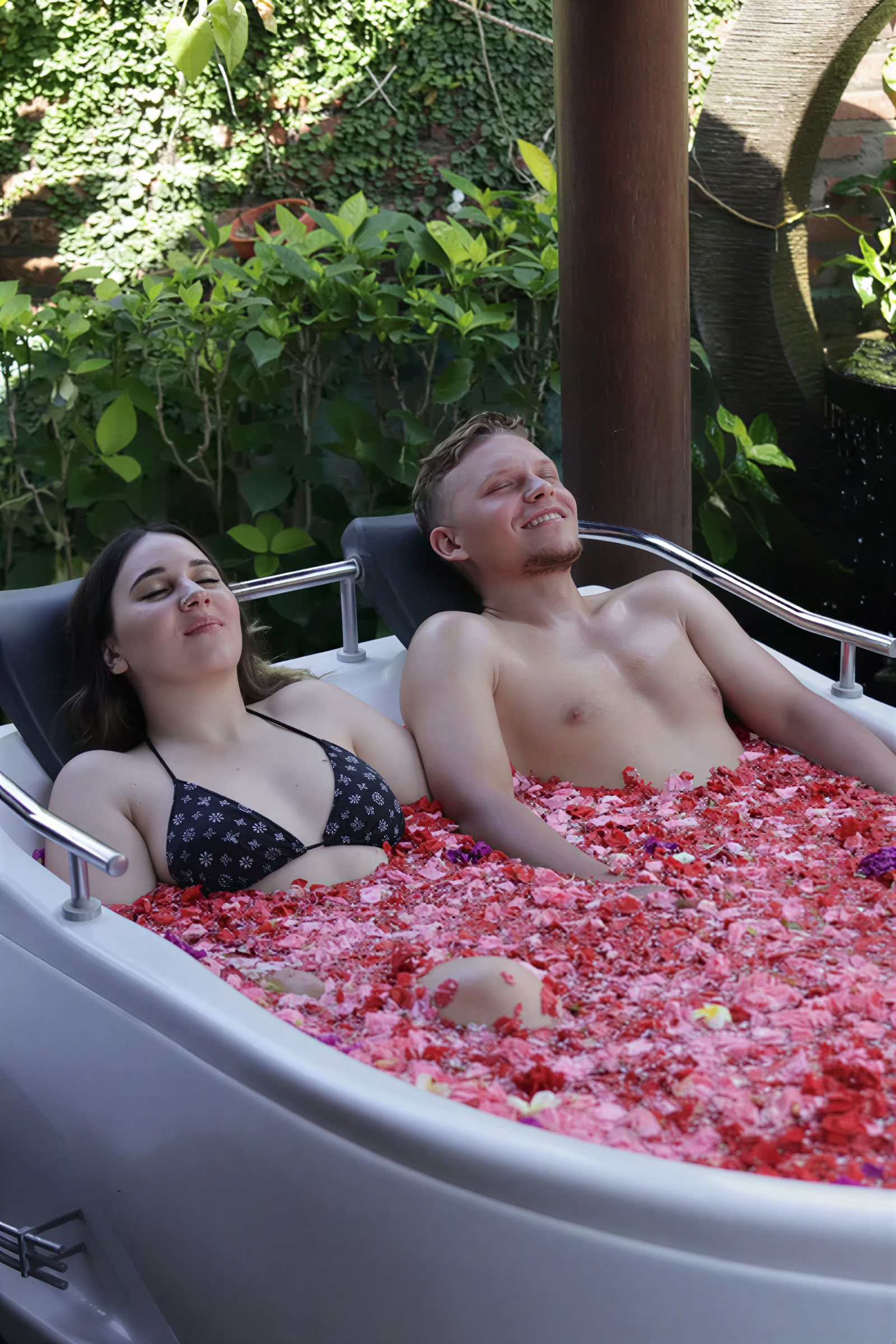 „Galutinis romantiškas paketas“