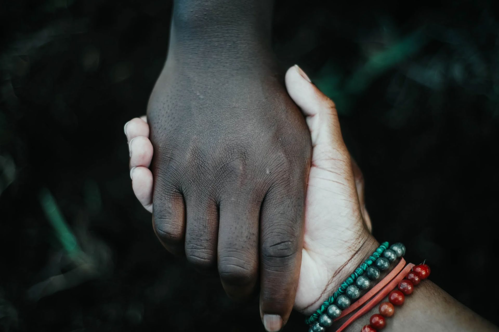 „Tamsu ir švelnu – filmas, sukurtas Chronically Undertouched (CUT) projekto“