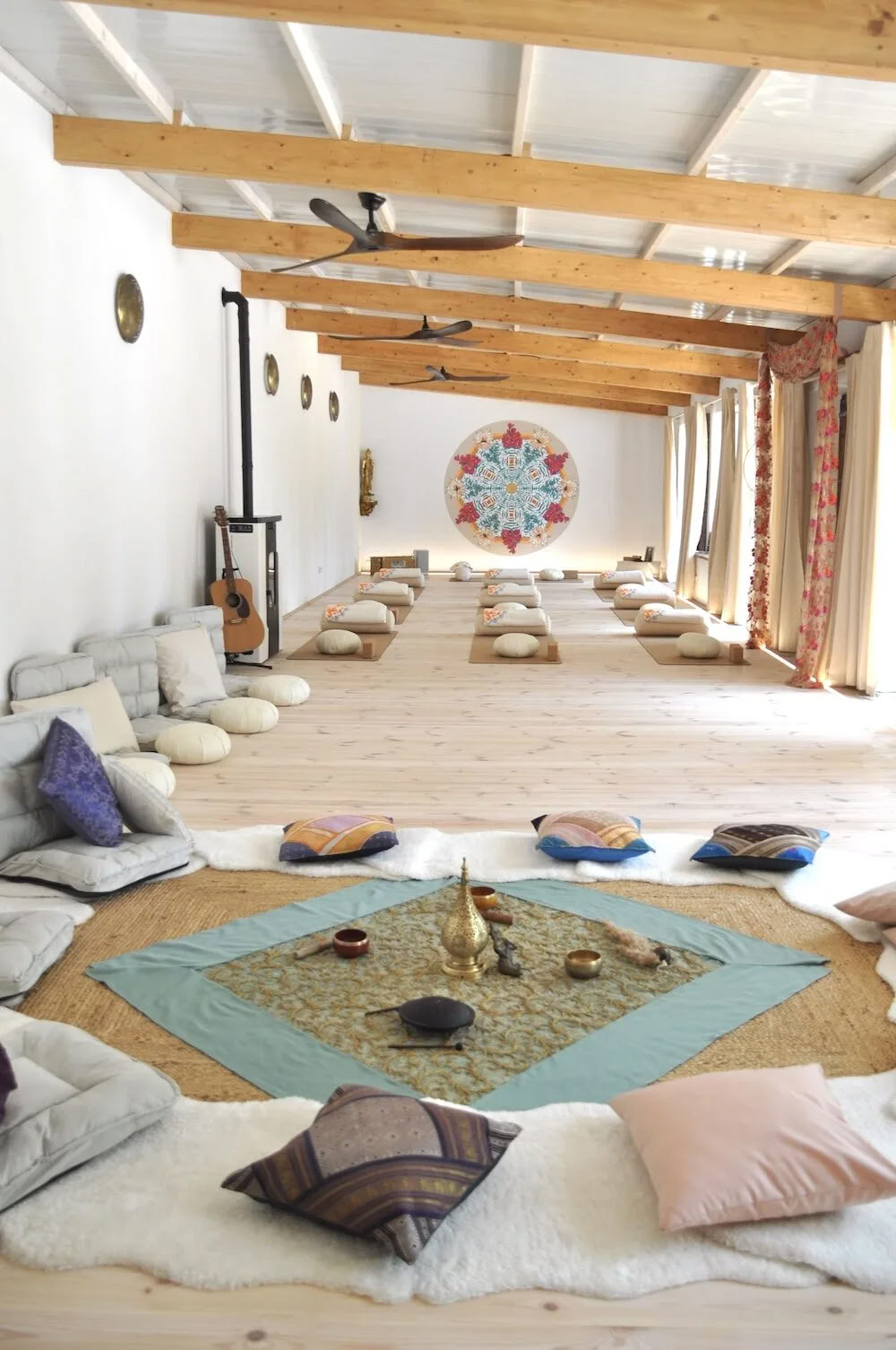 Ashtanga jogos retritas Ispanijoje su Philippa Asher