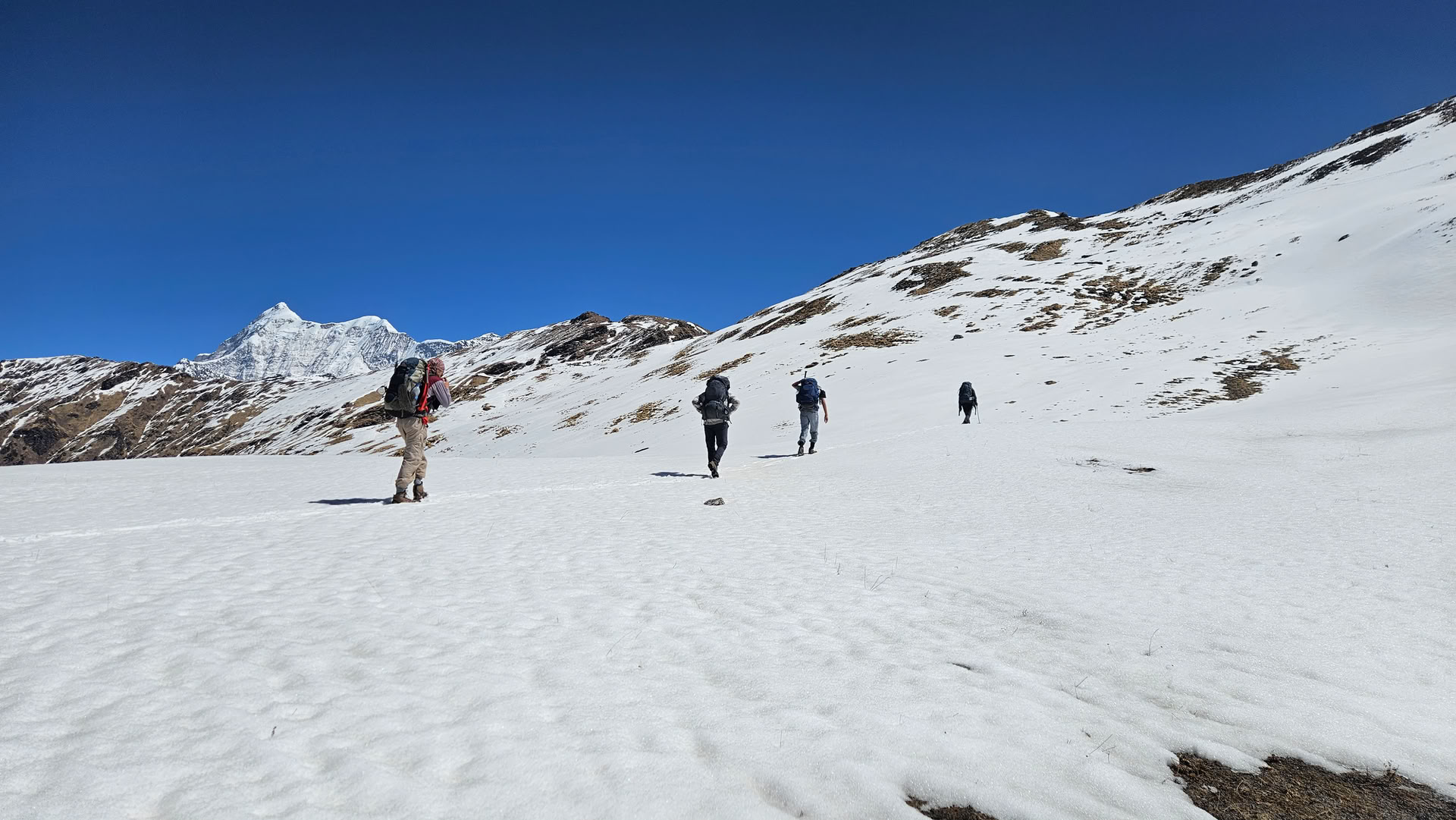 Nanda Devi bazinė stovykla