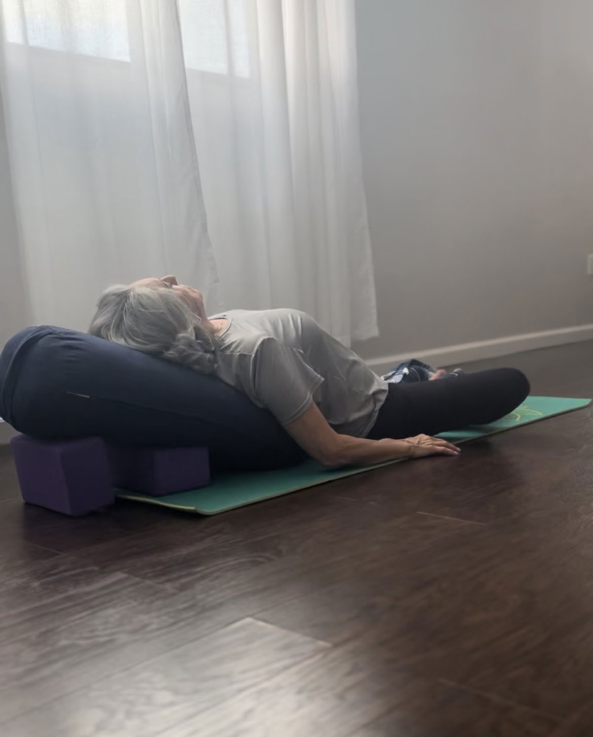Atkuriamoji joga ir garso terapija — The Yoga Shack