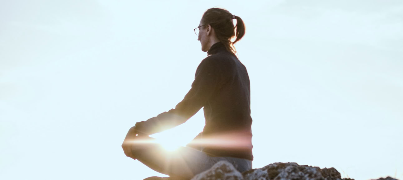 „Sąmoningumo širdis: tylos meditacijos retritas“