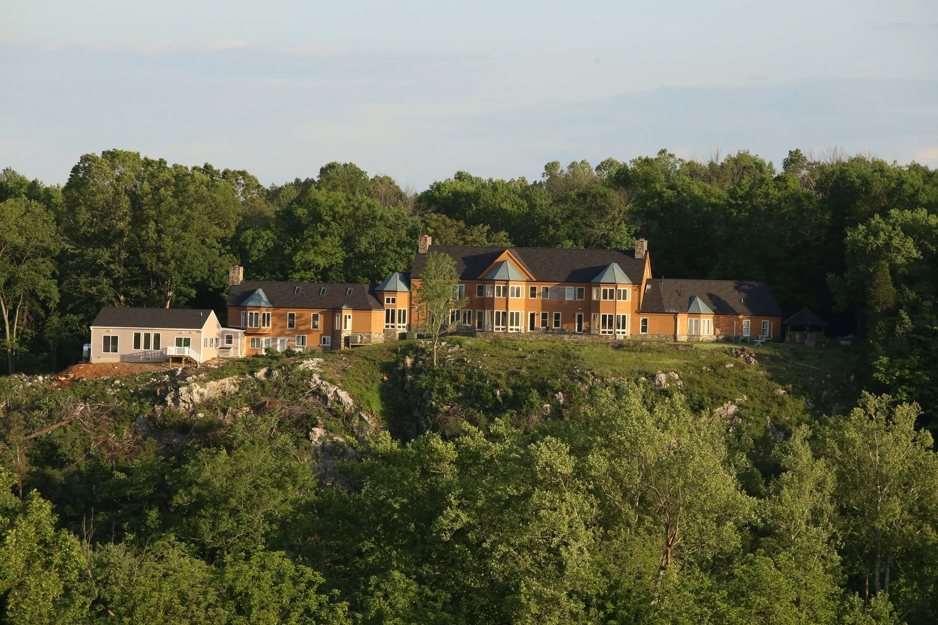 Karšta – Yin – Yasa jogos žiemos retritas