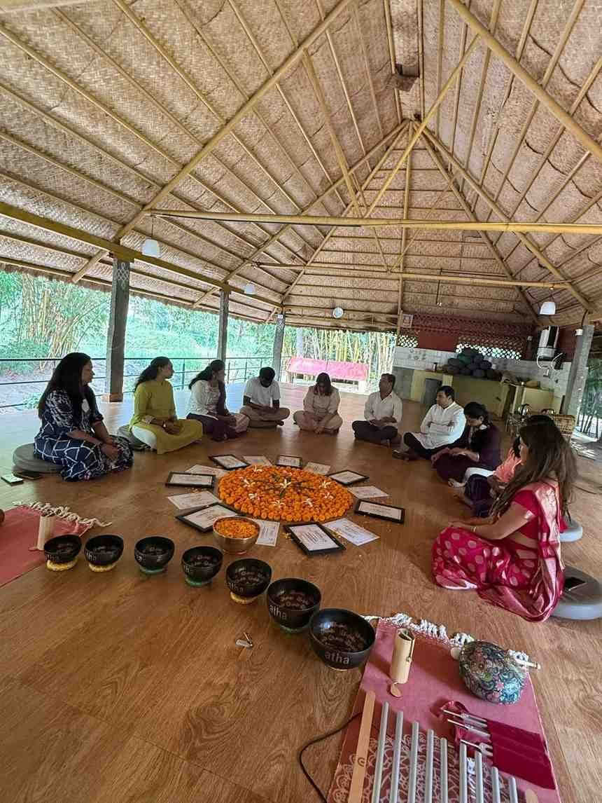 Garso terapijos meditacijos kursas Mysore