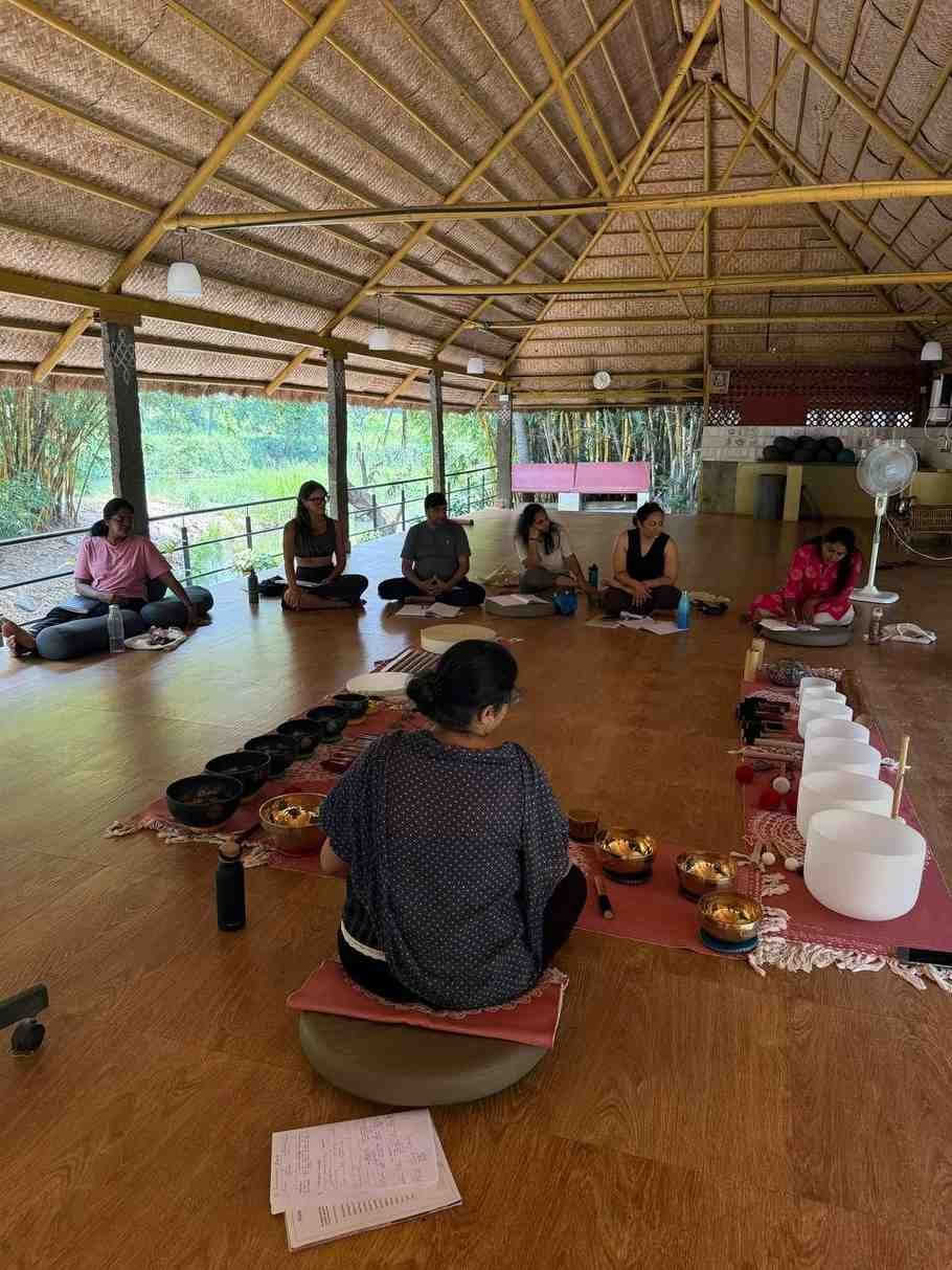 Garso terapijos meditacijos kursas Mysore