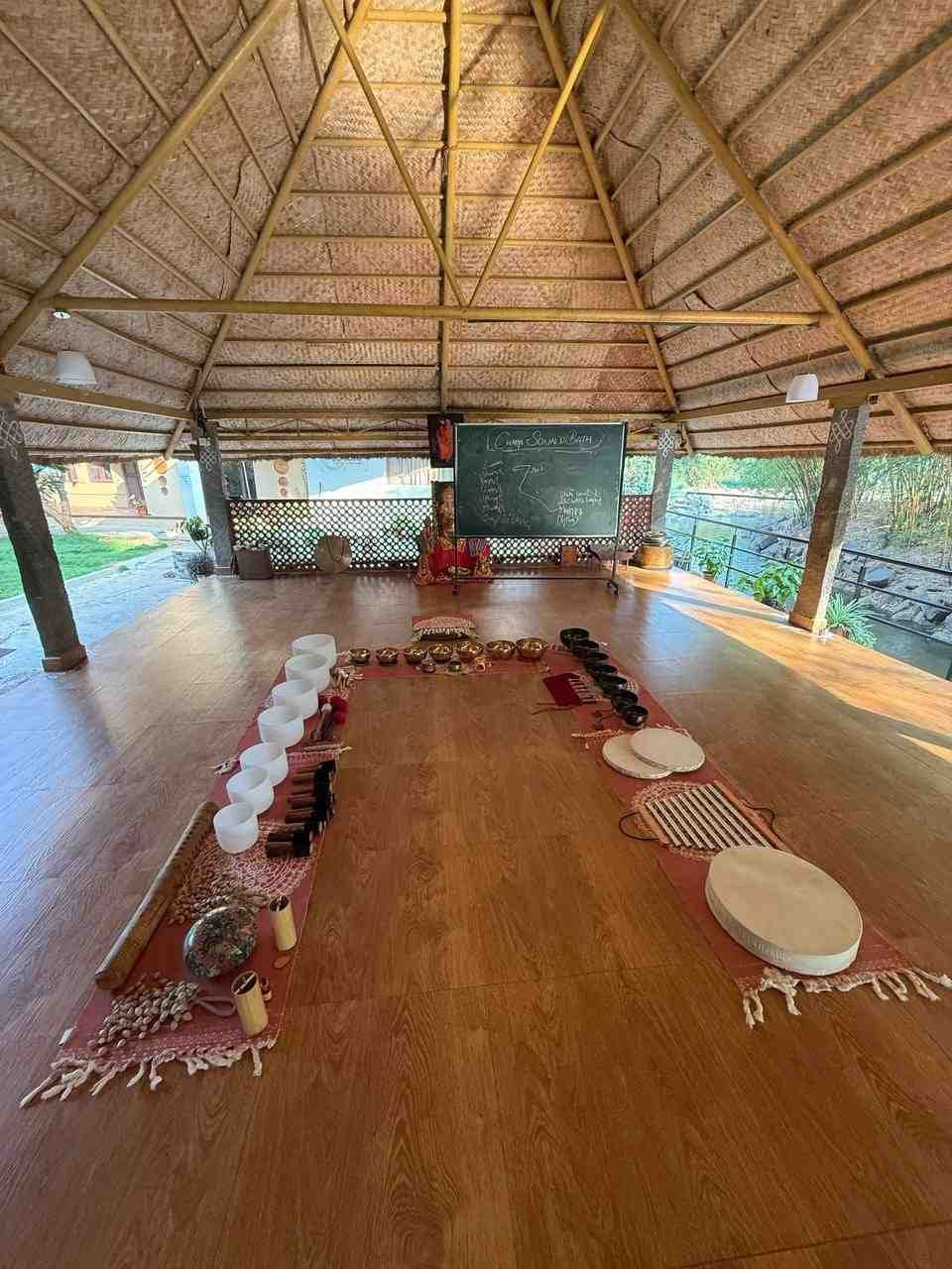 Garso terapijos meditacijos kursas Mysore
