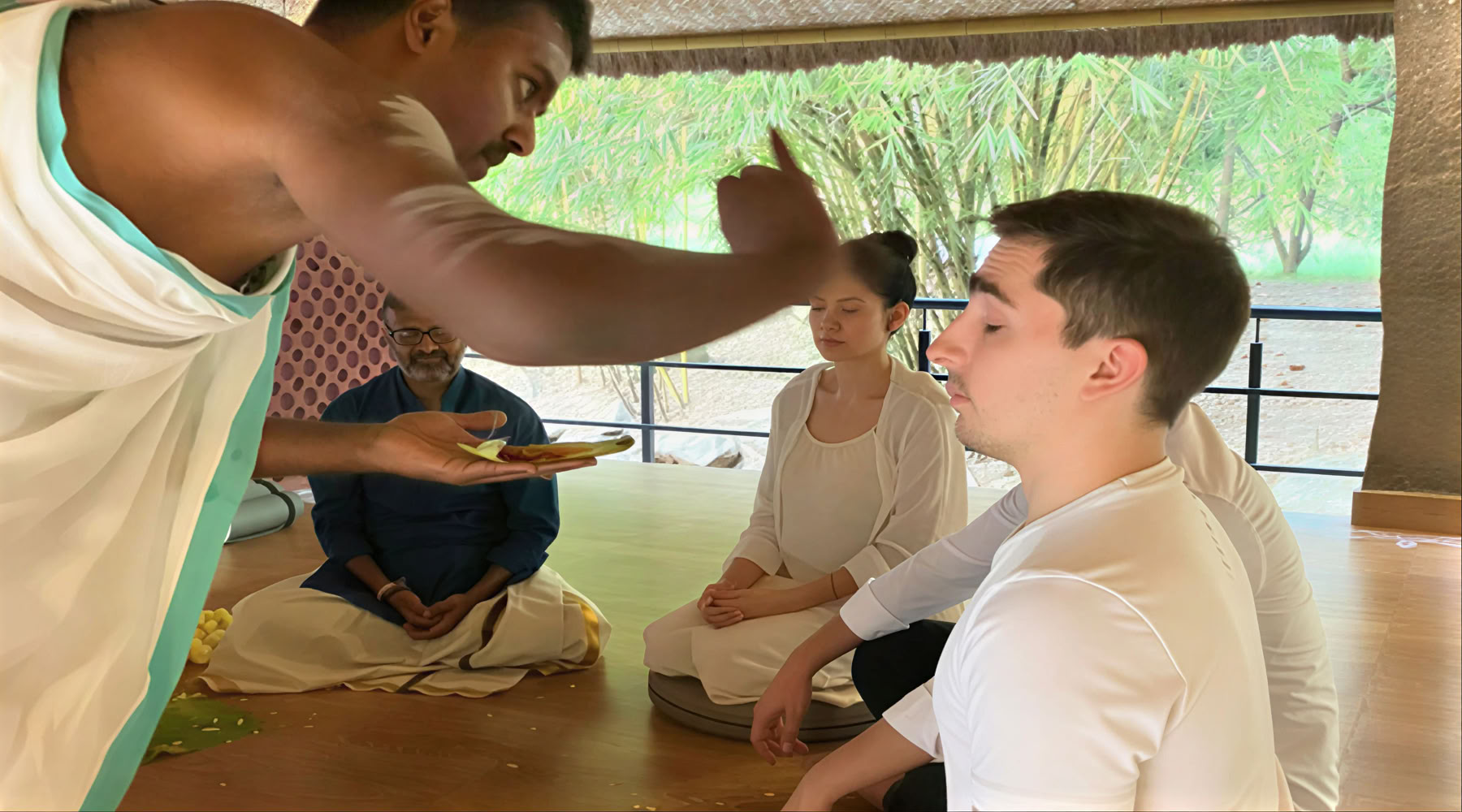 100 valandų Kundalini jogos mokytojų rengimo kursas, Mysore