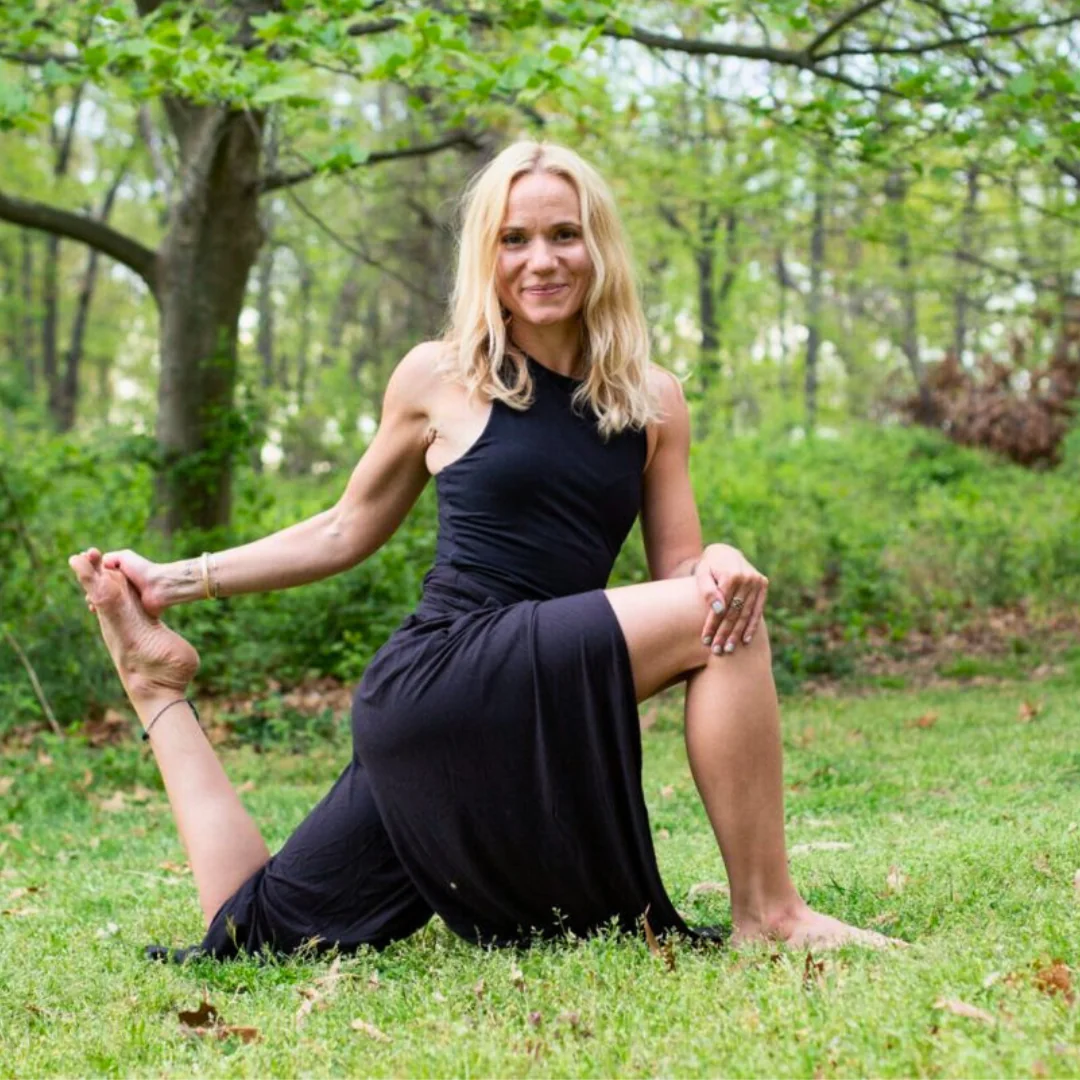 Joga ir safaris su Amy Rizzotto