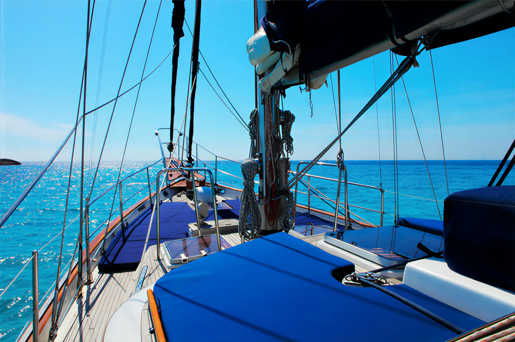 Plaukiojimo burėmis ir jogos retritas Ibisoje ir Formenteroje